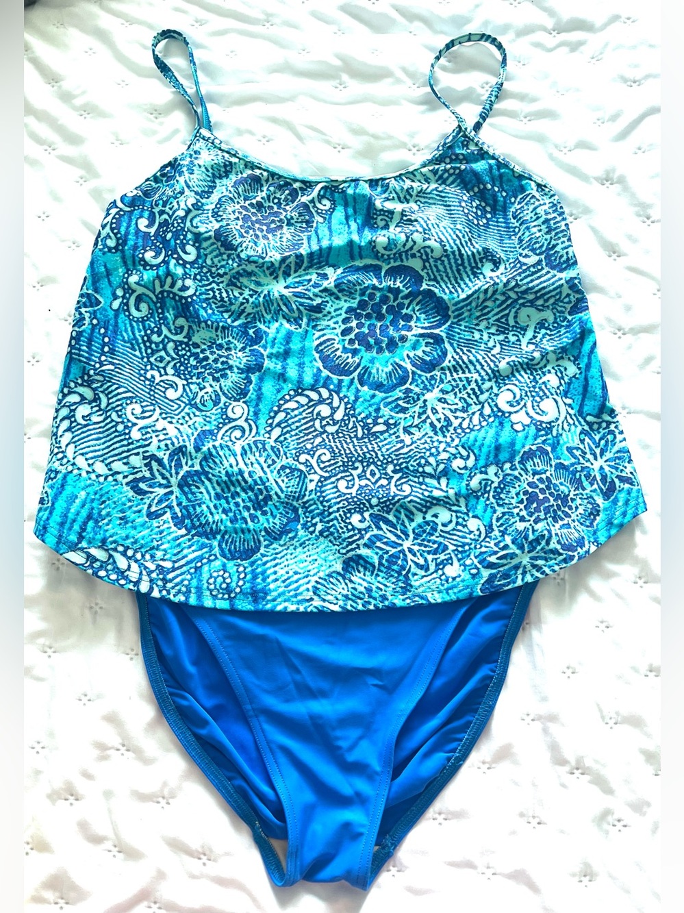 Christina Women’s 10/32 M Blue Floral Skirted Two-Piece Swimsuit